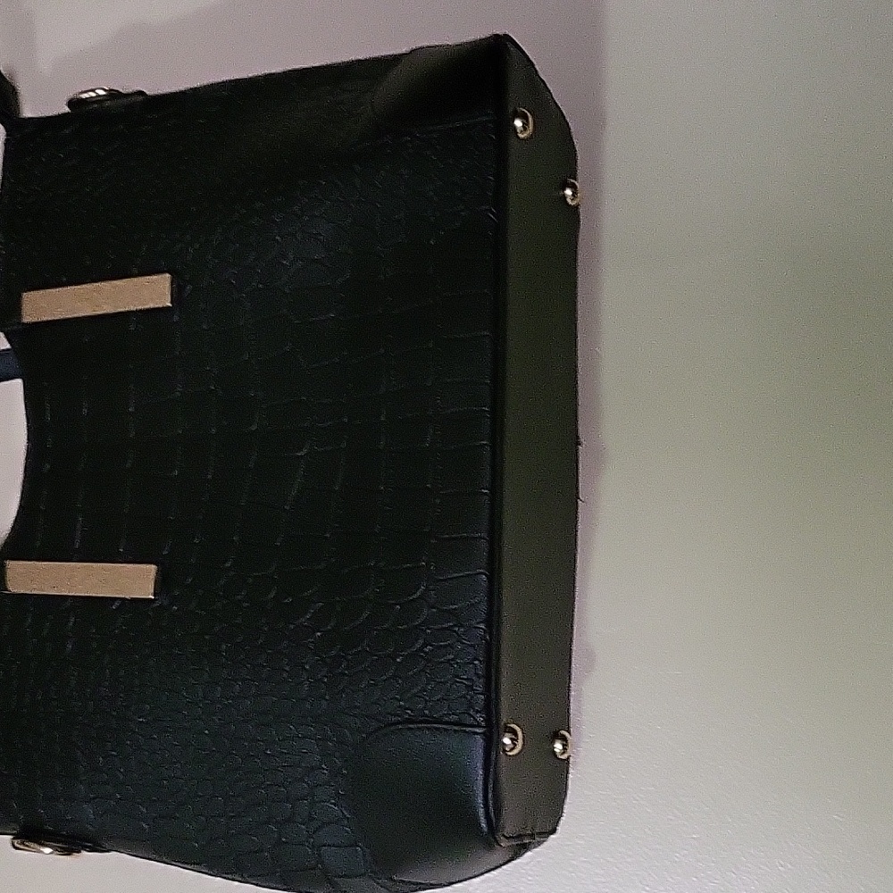 Purse - Picture 2 of 4
